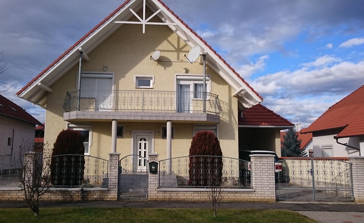 Natalie Appartment Bük Exterior foto